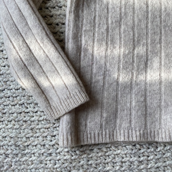 Christopher & Banks 100% Wool Sweater - Picture 2 of 5